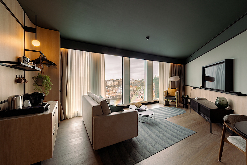 Gently reimagined,<br /> <span style="color:#ee0000">boldly improved</span> DoubleTree by Hilton Amsterdam Central Station, Amsterdam